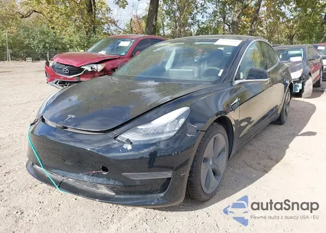 2020 Tesla Model 3 Standard Range Plus Rear-Wheel Drive/Standard Range Rear-Wheel Drive from USA, damaged, VIN 5YJ3E1EA8LF792149
